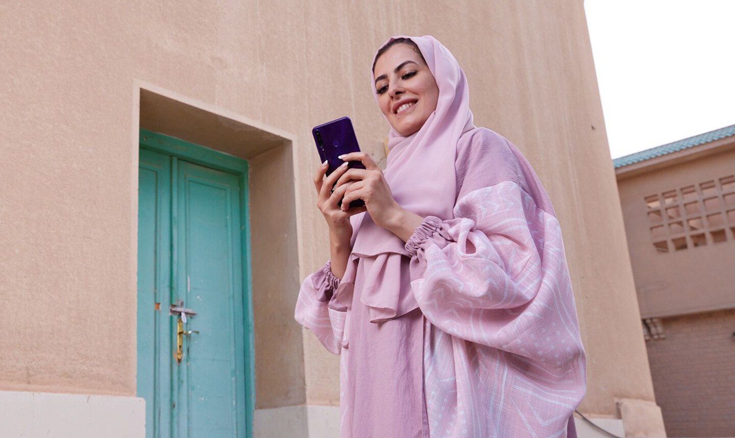 باقات المفوتر  تعطيك سوشال وبيانات ومكالمات وأكثـــر  اطلبها عبر تطبيق  mystc